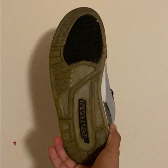 Jordan 3 - Picture 4 of 4